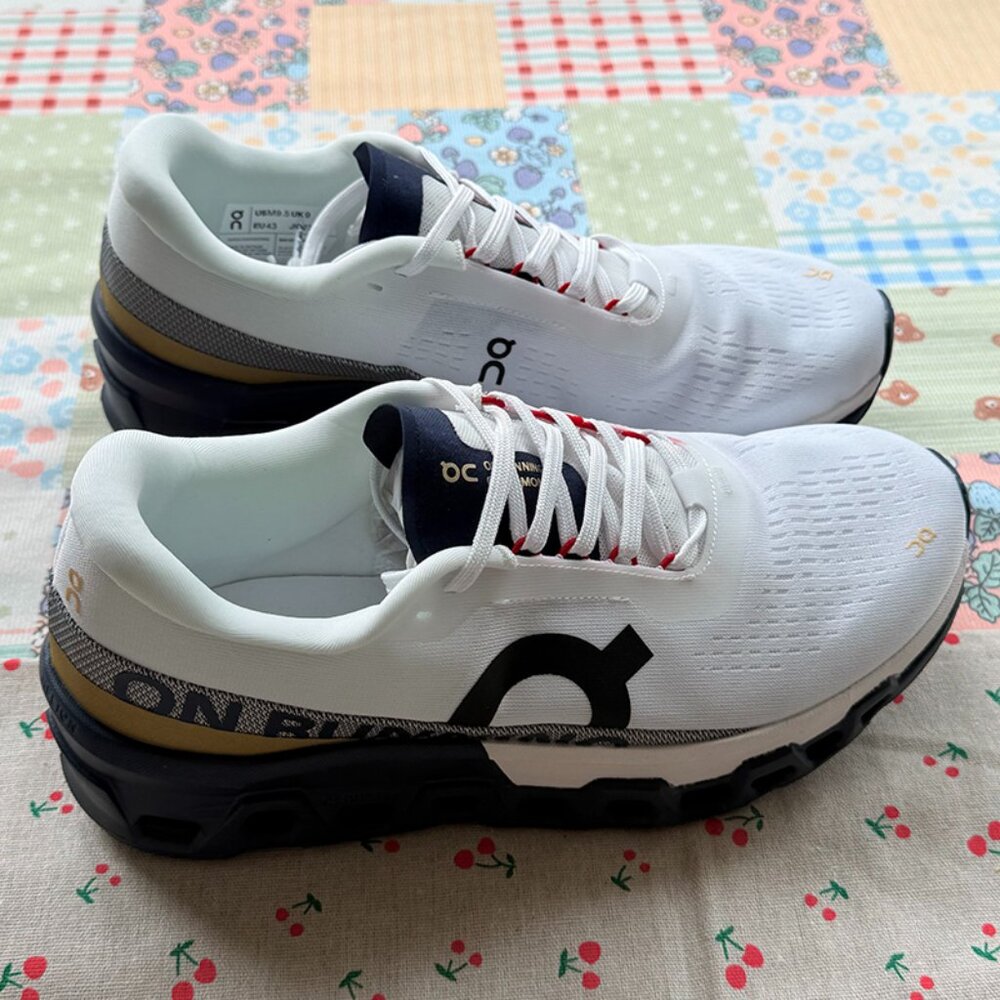 On Cloud Monster Unisex Sneakers